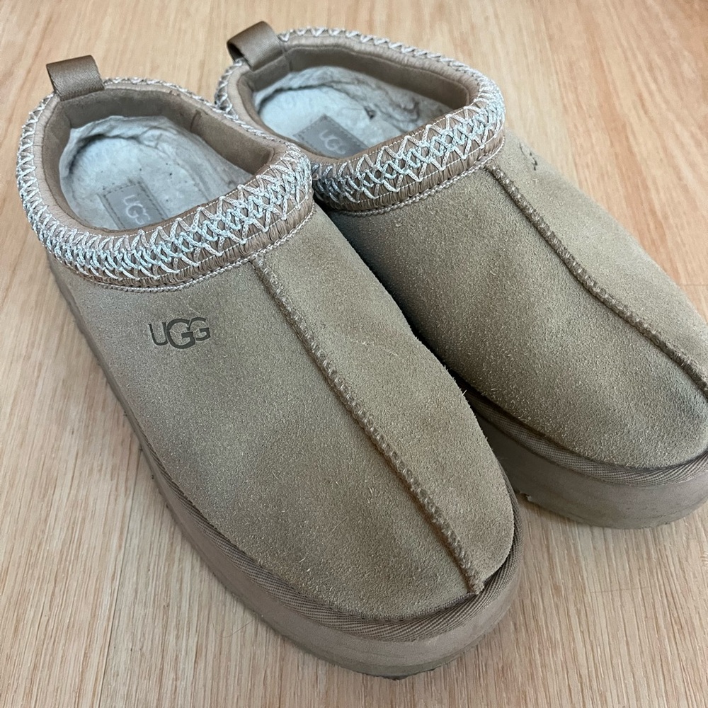 Tazz Platform Slippers